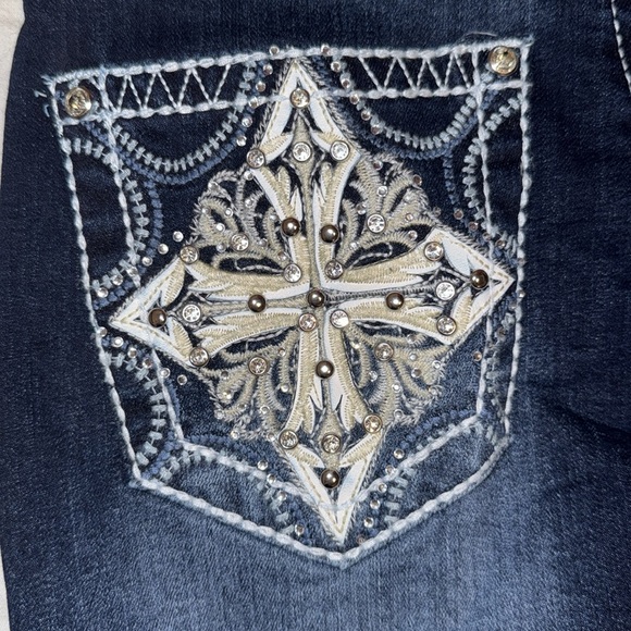 Telepatia High Rise Short - Picture 3 of 3